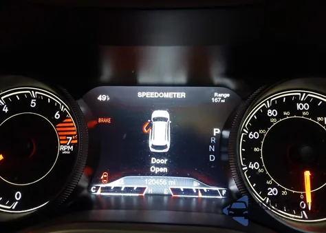 2016 Jeep Cherokee Limited z USA, uszkodzony, nr VIN 1C4PJLDB6GW369798